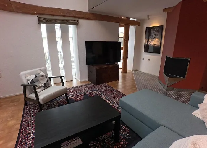 Stylish Sky-loft Pucking